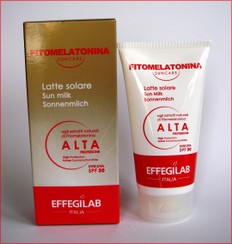 SOL003  NAPTEJ SPF 30 MAGAS UVA/UVB VÉDELEMMEL